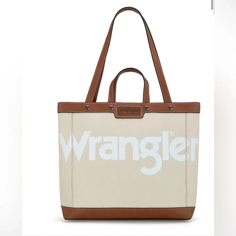 Wrangler Tote New with tags and Dustbag. - Picture 3 of 6